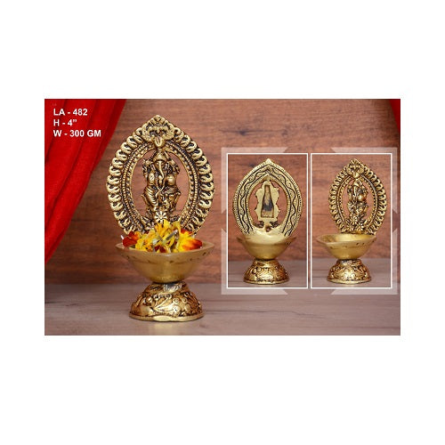 Brass Ganesha Lamp (Vinayagar) Gold Plated Specially From Nachiyarkovil Kumbakonam - 4 Inch