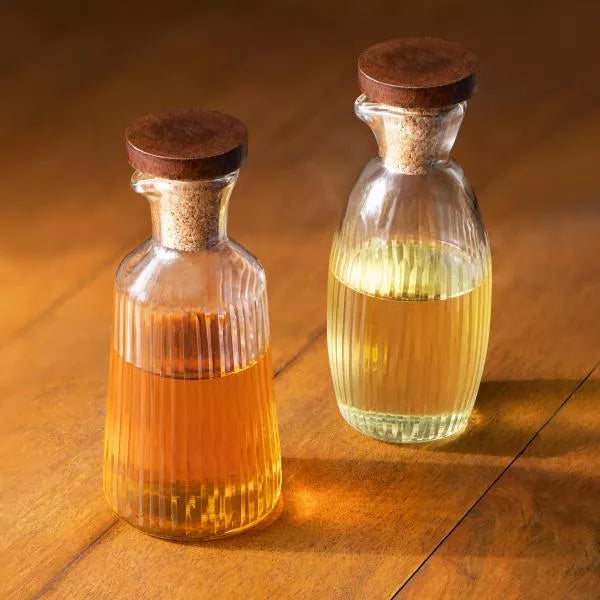 Ellementry Eva oil & vinegar glass bottle For Kitchen/Gifting Purpose(GSTEA2727) - 1 Pc 6 cm x 6 cm x 13 cm (LxWxH)
