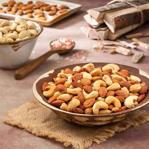 Paper Boat Premium Smoked and Roasted Nuts with Himalayan Pink Salt Almonds & Cashews Mix Reusable Dry Fruit Jar - 1 Kg