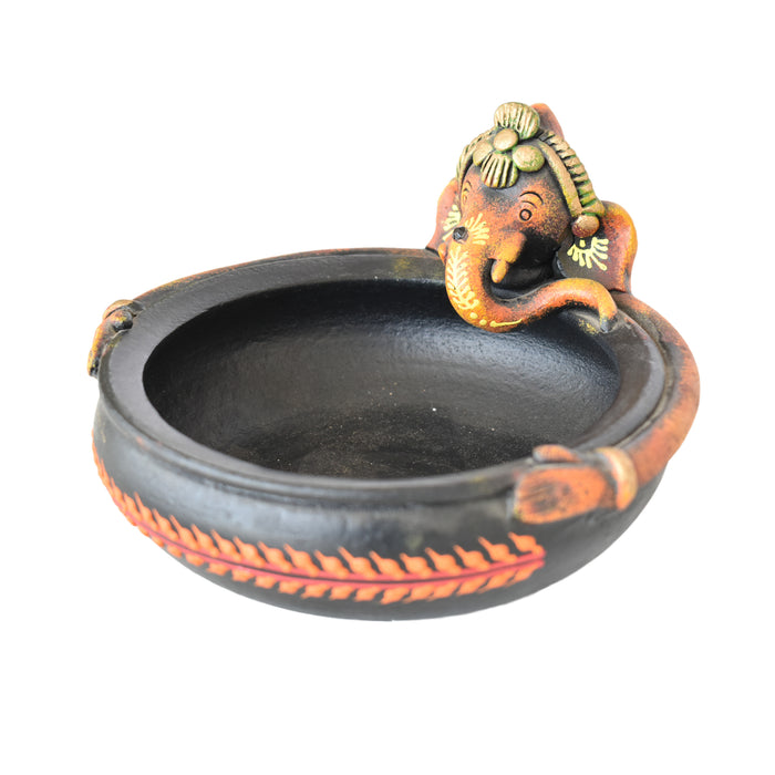 Traditional clay Ganesh Face Uruli - Medium