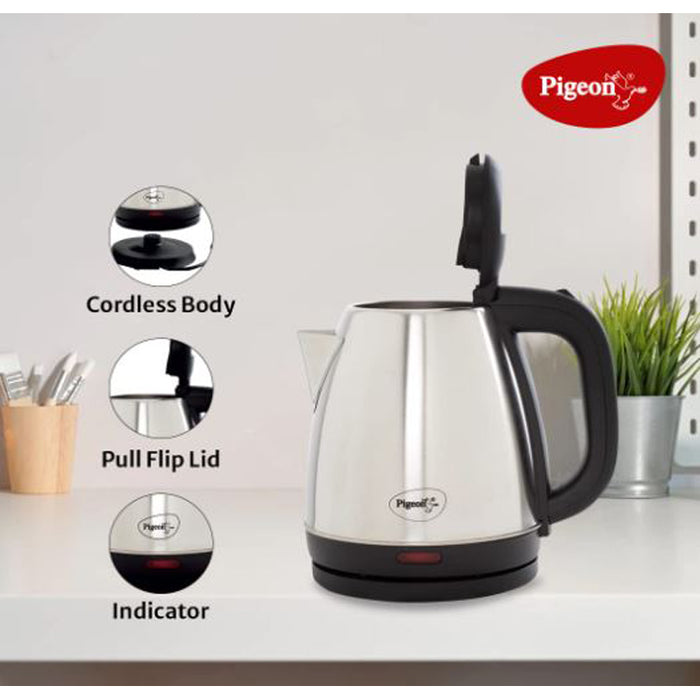 Pigeon Electric Kettle and Water Bottle Combo